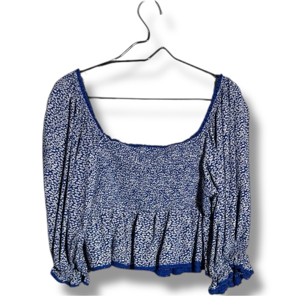 Free People Cropped Sweatheart Neckline V-neck 3/4 Sleeve Blue Floral Blouse - Picture 15 of 16
